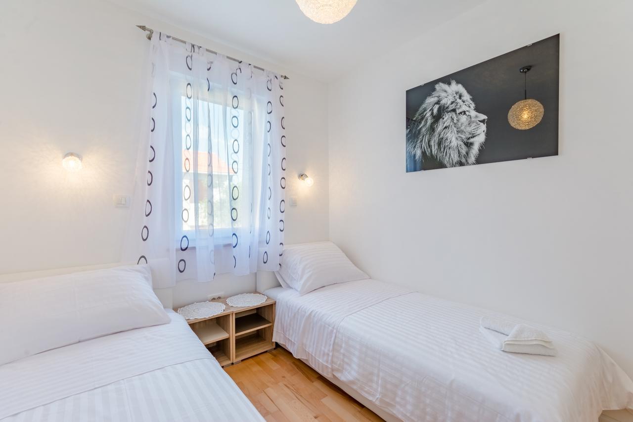 Apartments The Brothers Supetar Luaran gambar